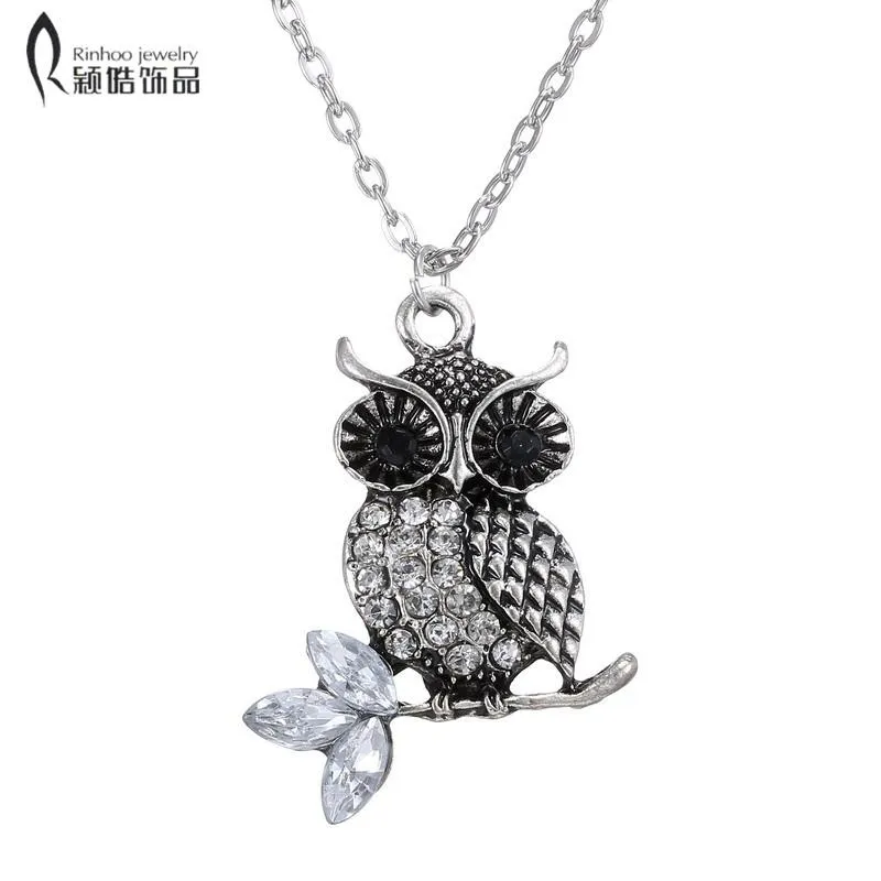 Animal Leaf Crystal Owl Pendant Necklace