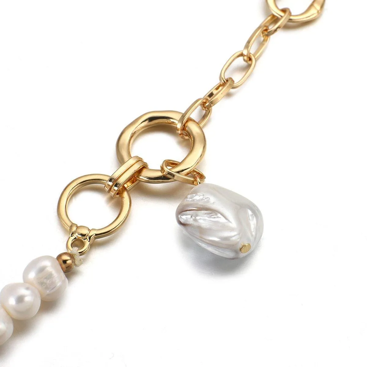 Beatriz Pearl Necklace