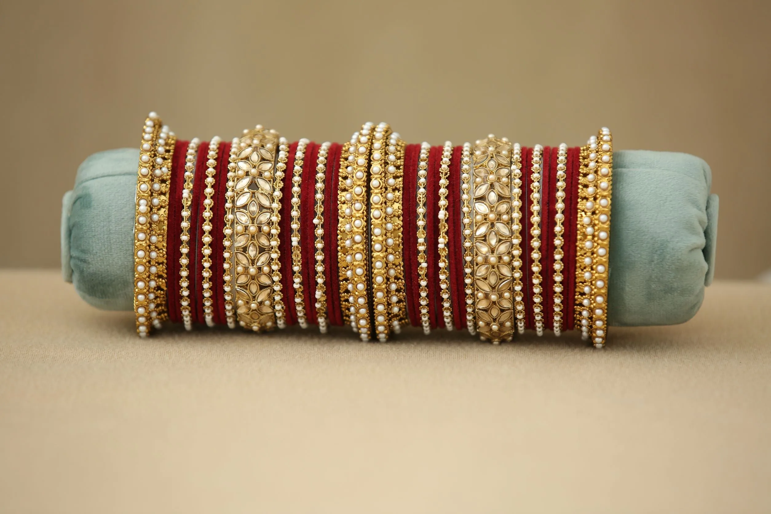 Daksh Bangles