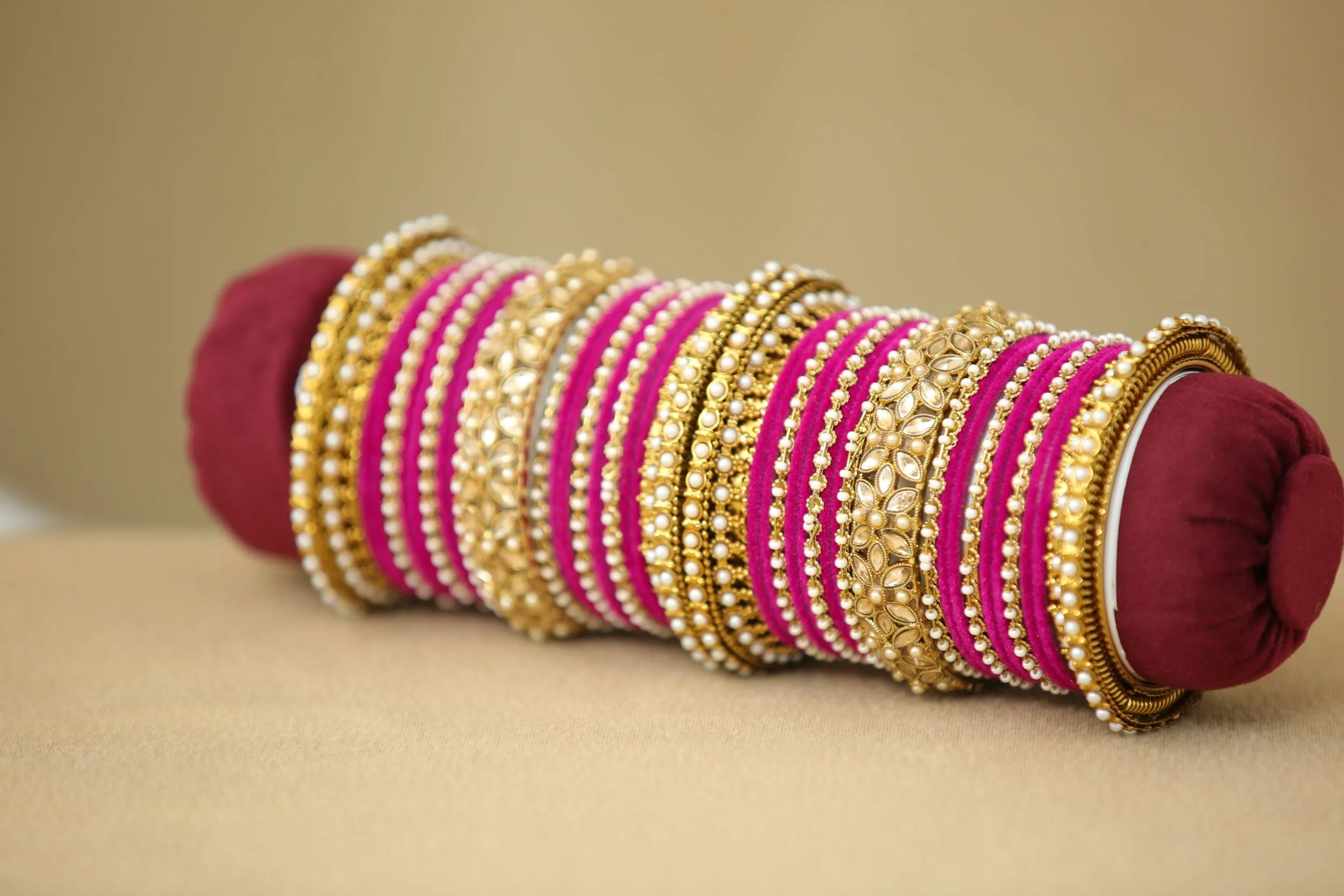 Daksh Bangles