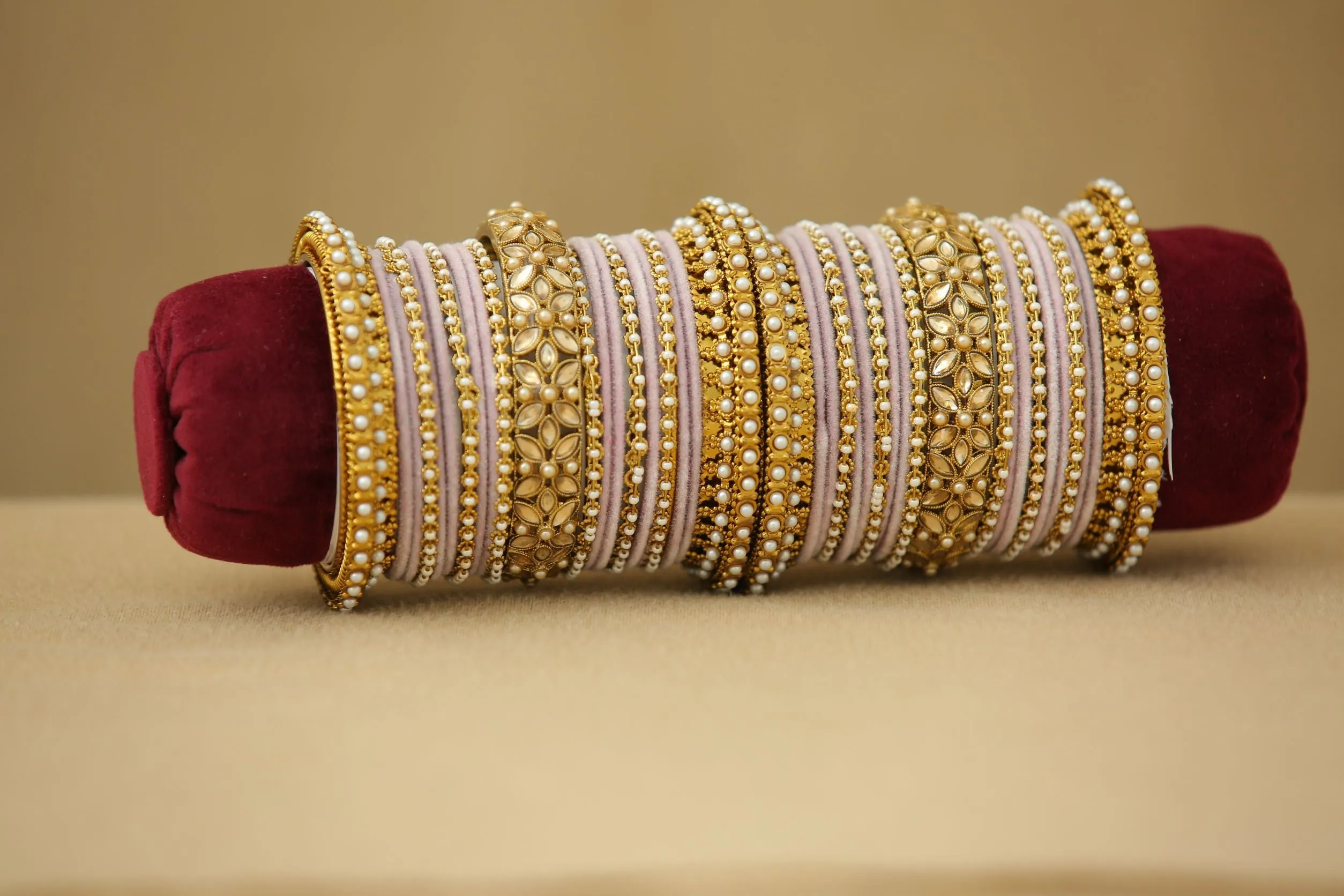 Daksh Bangles