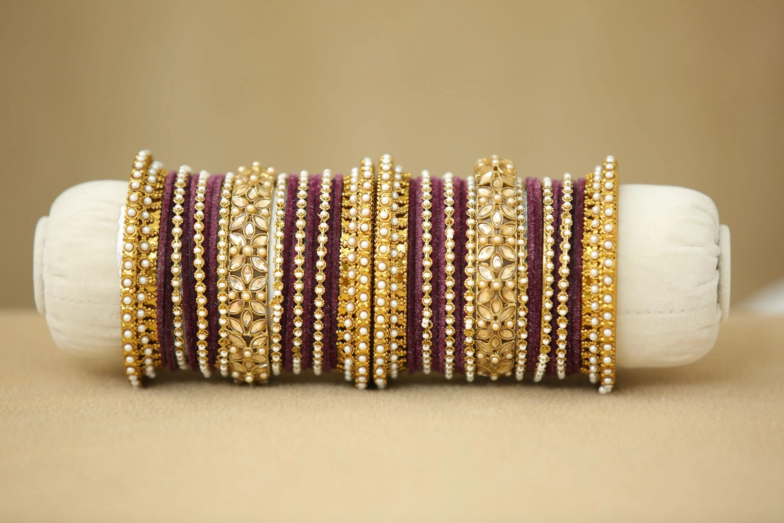 Daksh Bangles