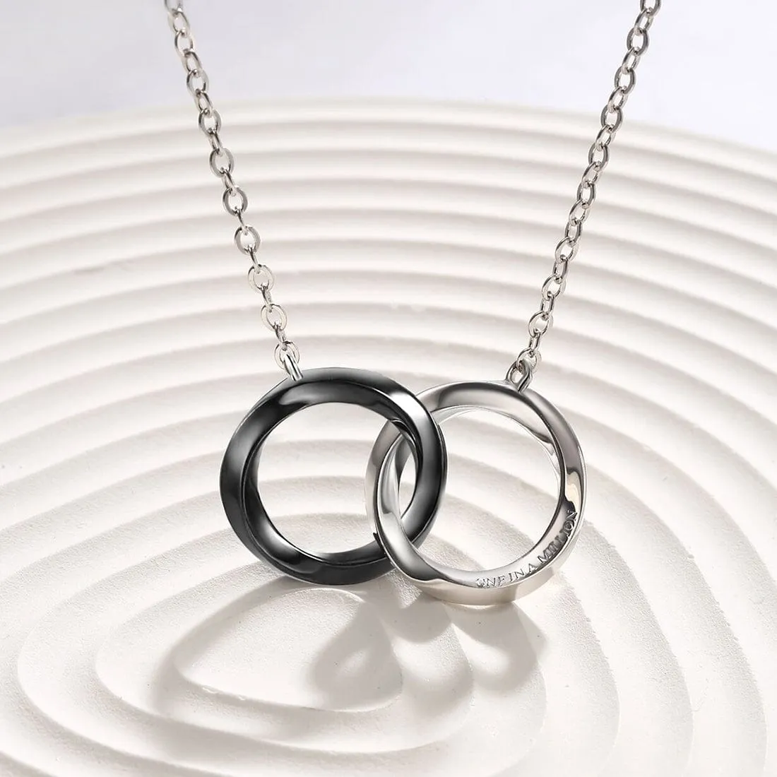 FANCIME "Together" Interlocking Sterling Silver Necklace