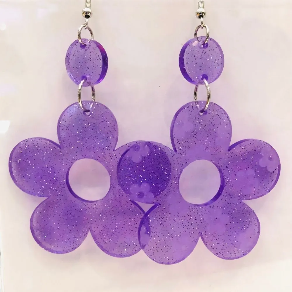 🌺🌺Flower Power Drop Earrings 🥰