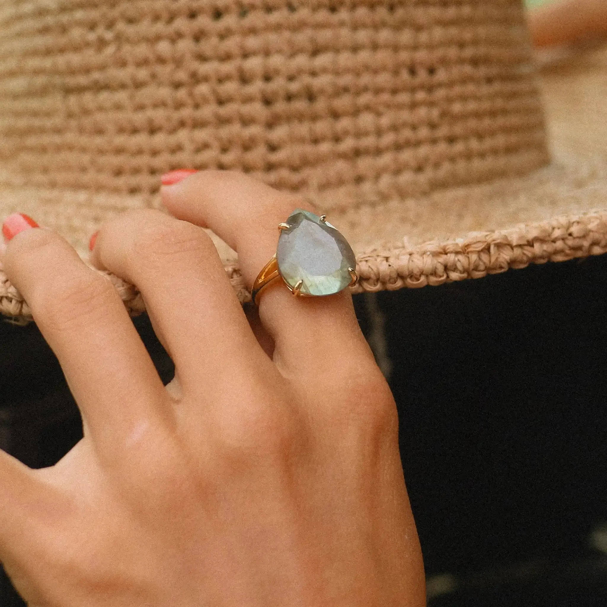 Gold Classic Rain Drop Labradorite Ring