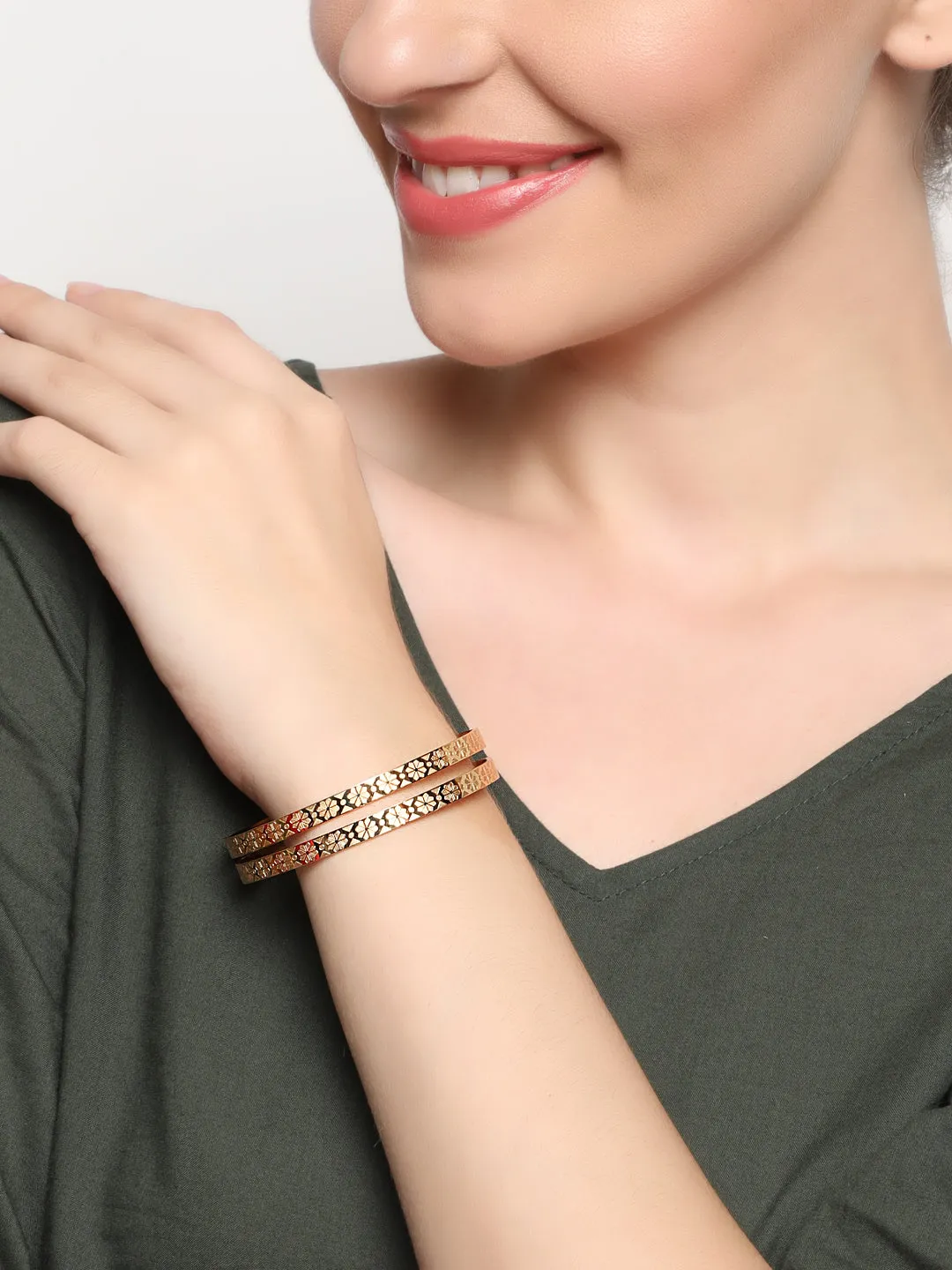 Gold Plated Gold Leaf Design Set Of 2 Bangle Set