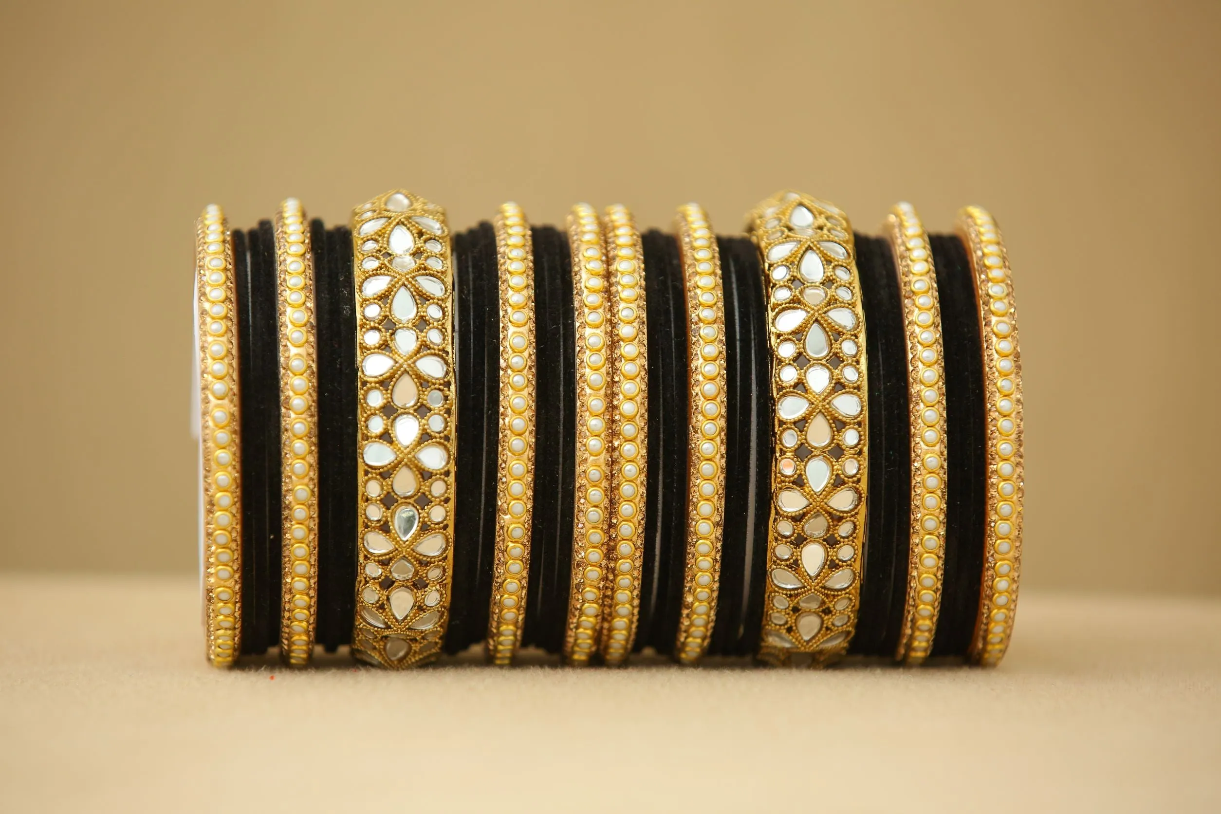 Rajeshri Bangles