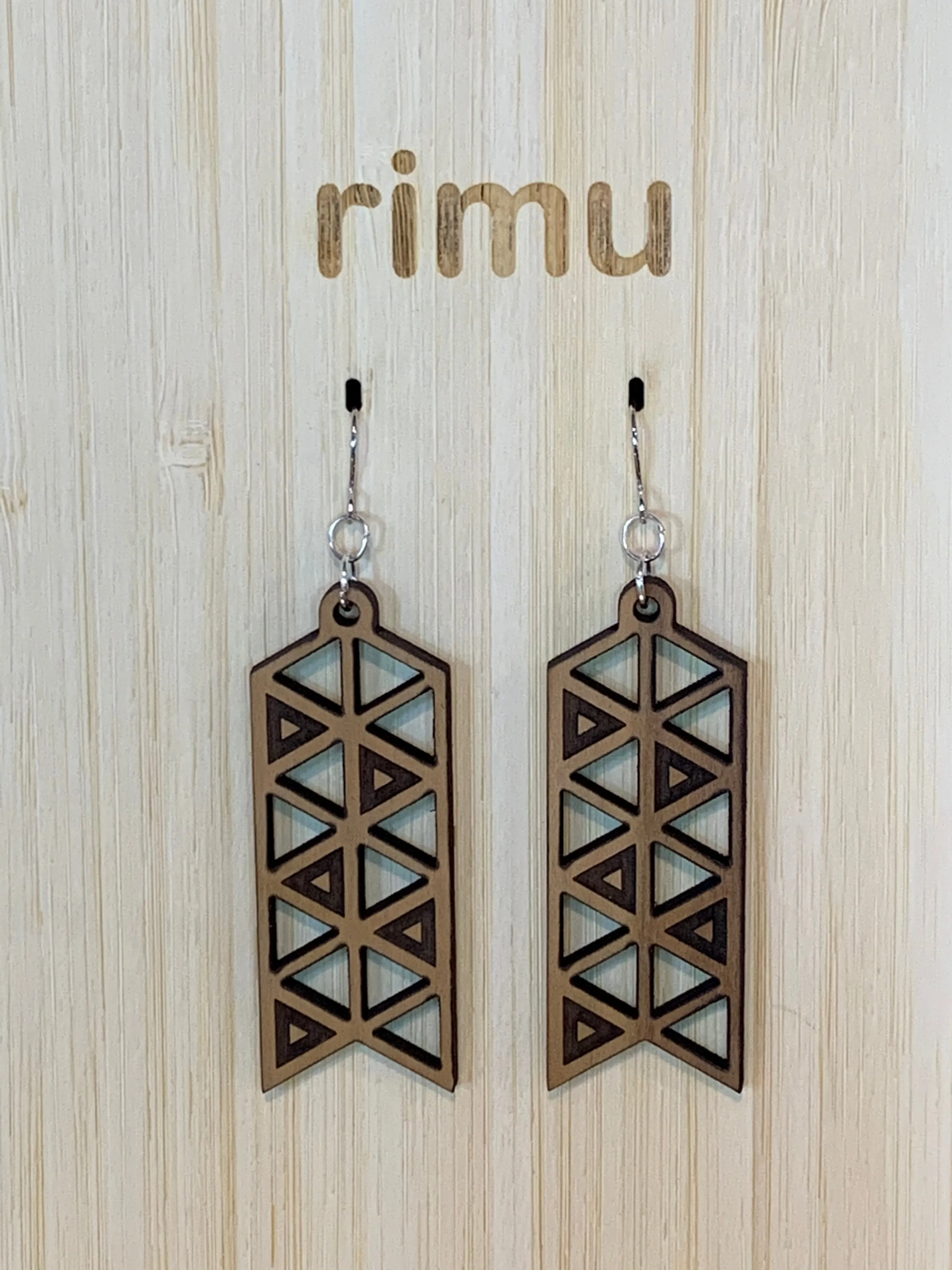 Rimu Earrings - Kowai