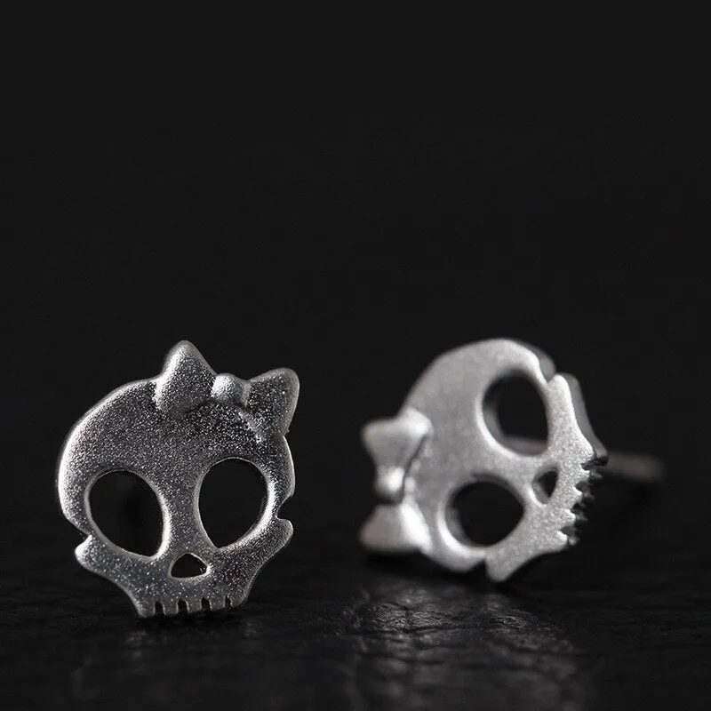 Skull silver stud earrings