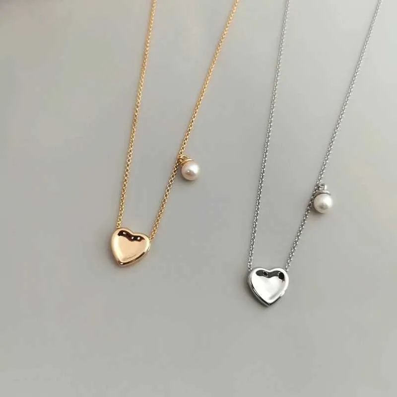 Small Heart Charm Necklace-Gold Vermeil