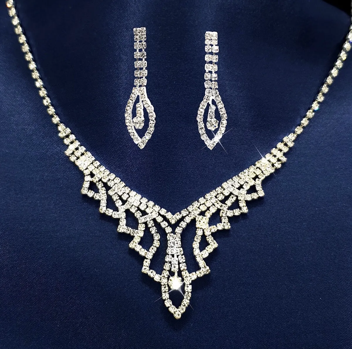 Sparkling Crystal Silver Bridal Party Jewellery Set