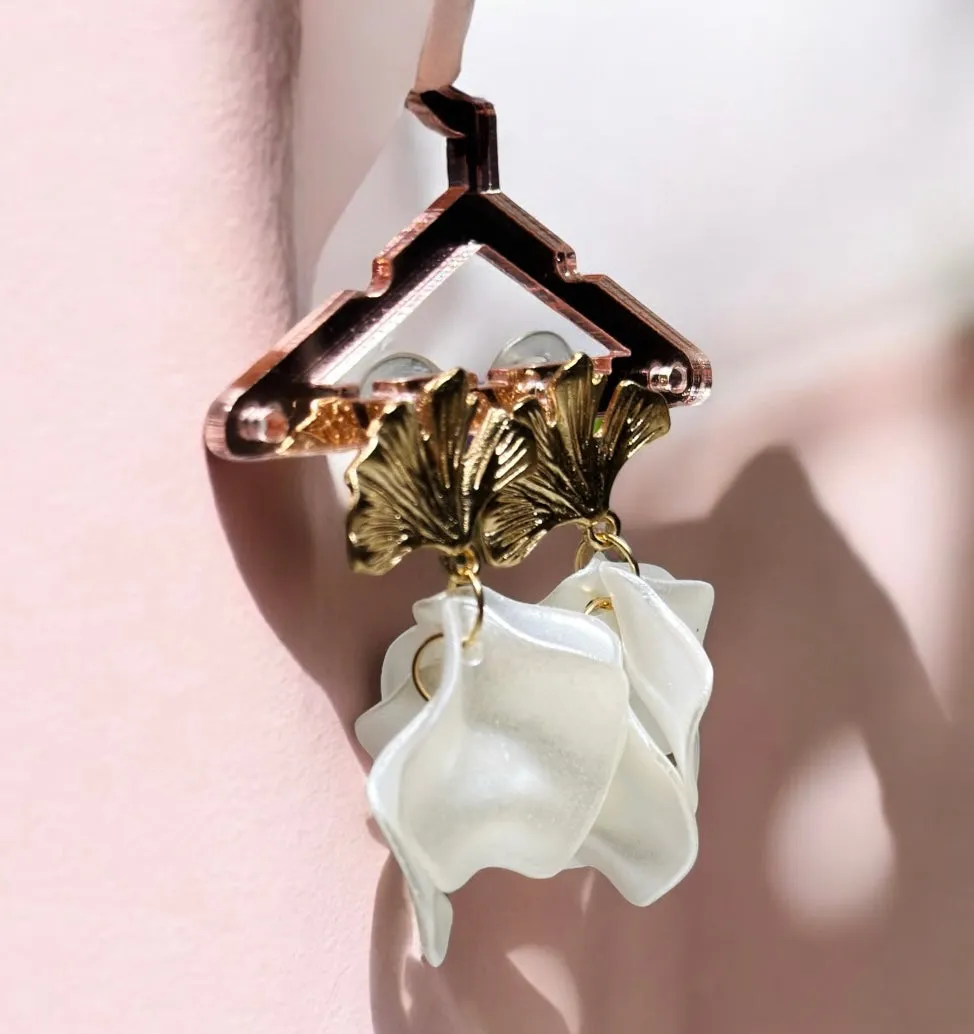 White - Pearl shinny white flowers earrings | ginkgo leaf flower earrings